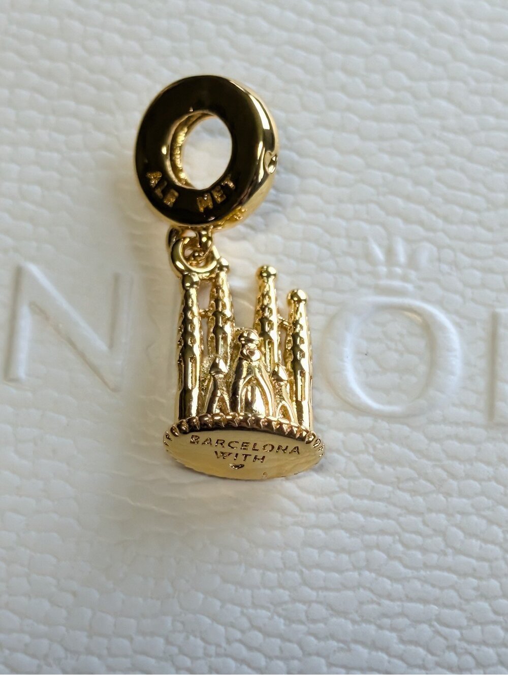 Pandora charm travel Barcelona